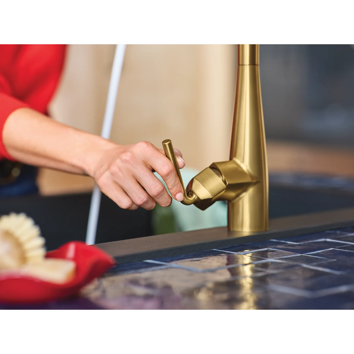 Moen Maureen Single-Handle High-Arc Pulldown Kitchen Faucet 87493 in Brushed Gold (87493BG) - view 5