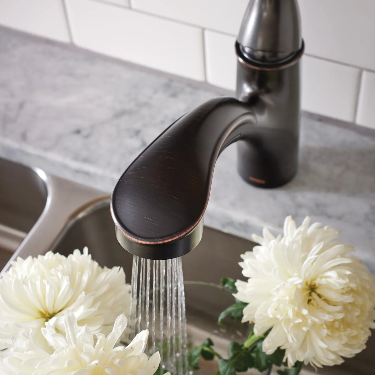 Moen Brecklyn Single-Handle Low-Arc Pullout Kitchen Faucet 87557 in Mediterranean Bronze (87557BRB) - view 7