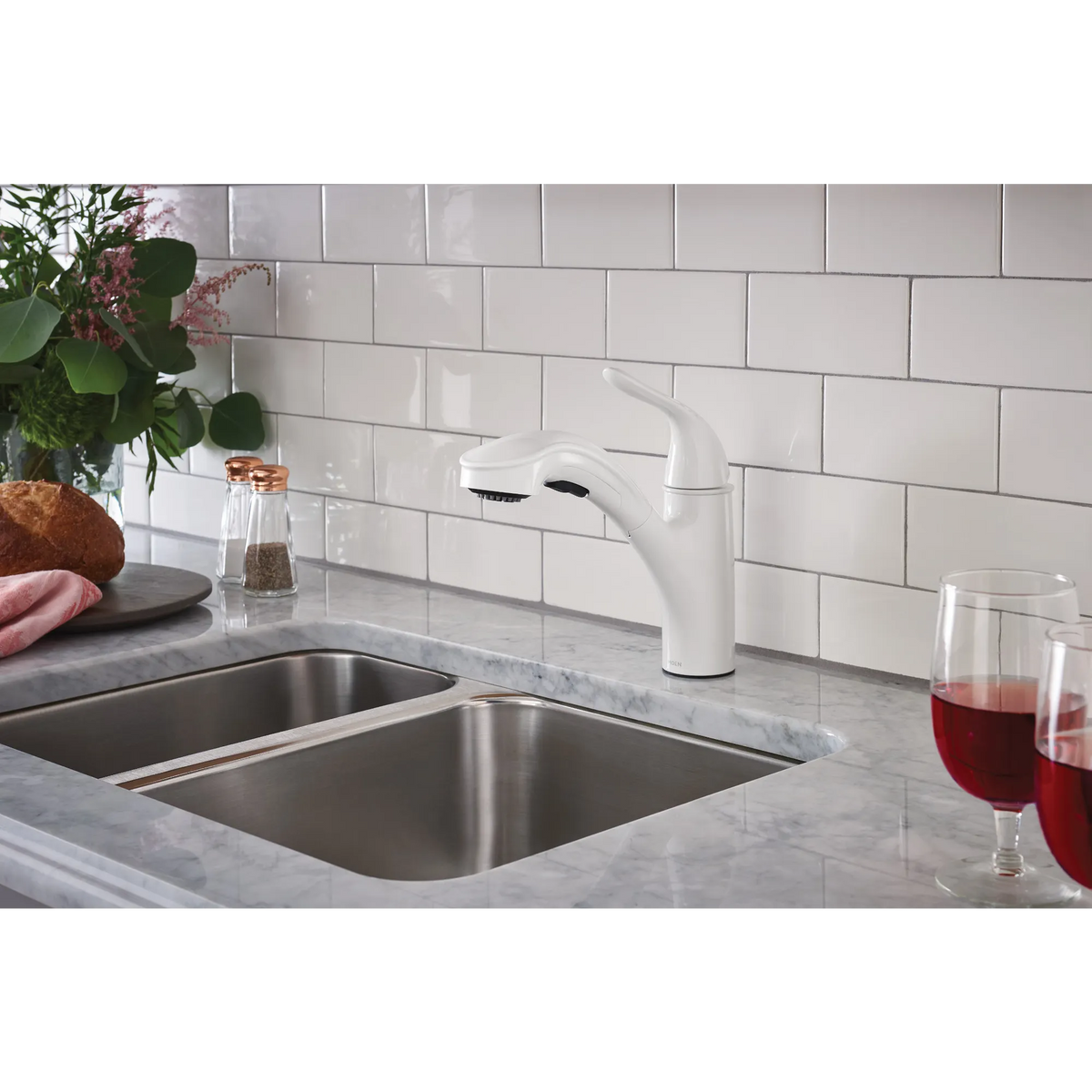 Moen Brecklyn Single-Handle Low-Arc Pullout Kitchen Faucet 87557W in Glacier (87557W) - view 9