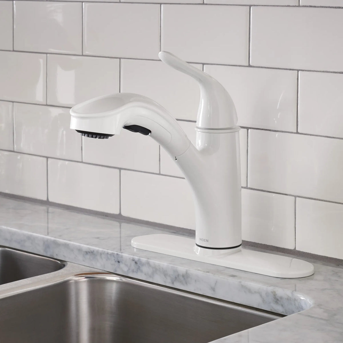 Moen Brecklyn Single-Handle Low-Arc Pullout Kitchen Faucet 87557W in Glacier (87557W) - view 4
