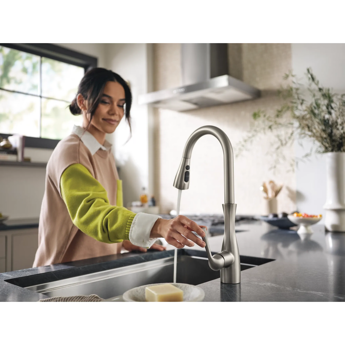 Moen Arlia Single-Handle High-Arc Pulldown Kitchen Faucet 87564 in Spot Resist Stainless (87564SRS) - view 6