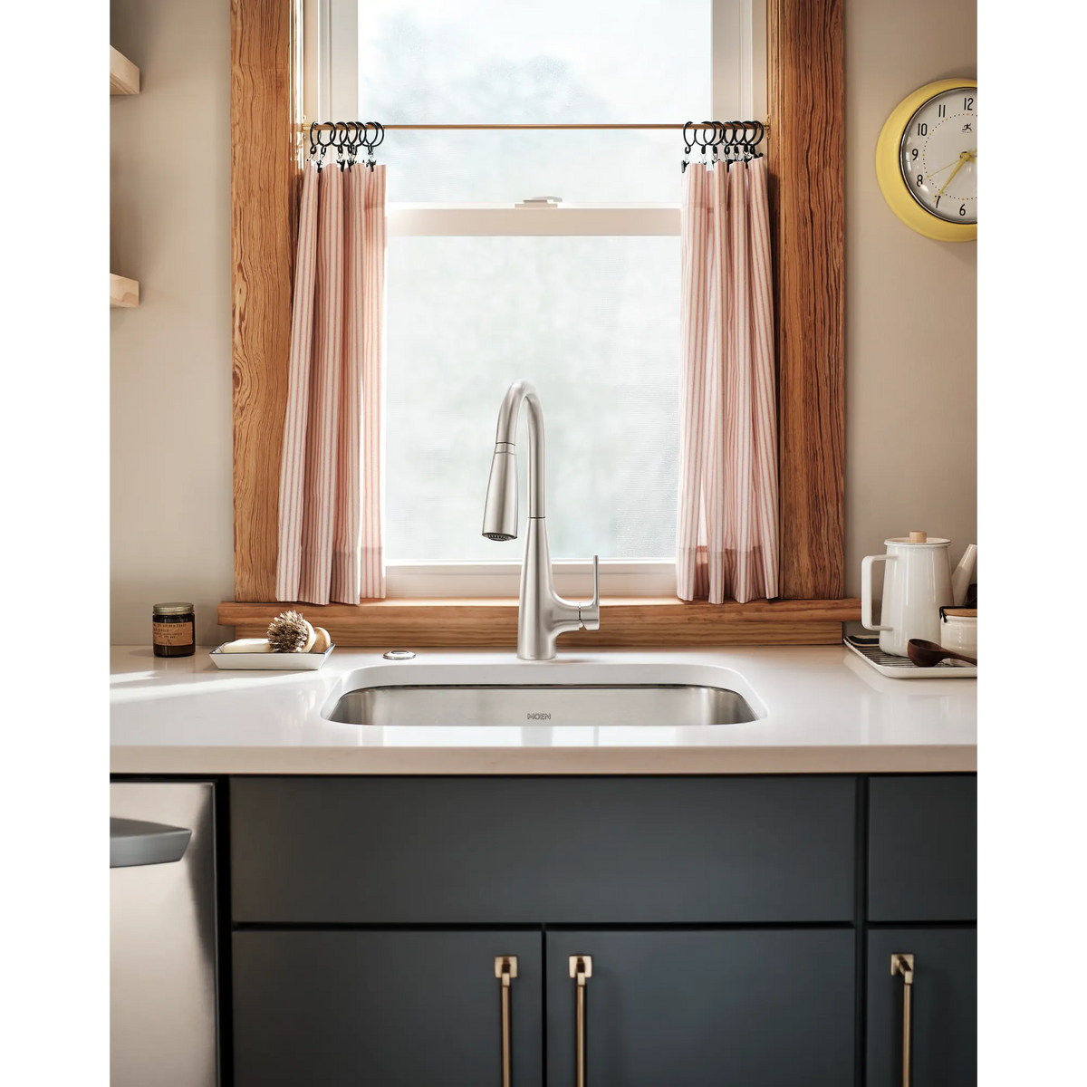 Moen Haelyn Single-Handle High-Arc Pulldown Kitchen Faucet 87627EI in Spot Resist Stainless (87627EISRS) - view 6
