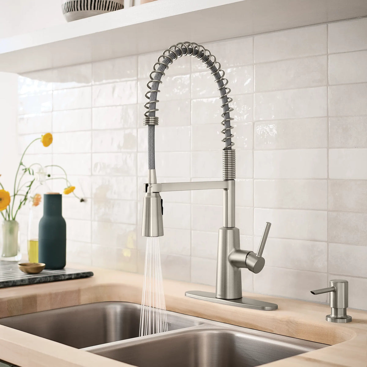 Moen Nori Pre-Rinse Spring Kitchen Faucet 87897 in Spot Resist Stainless (87897SRS) - view 4