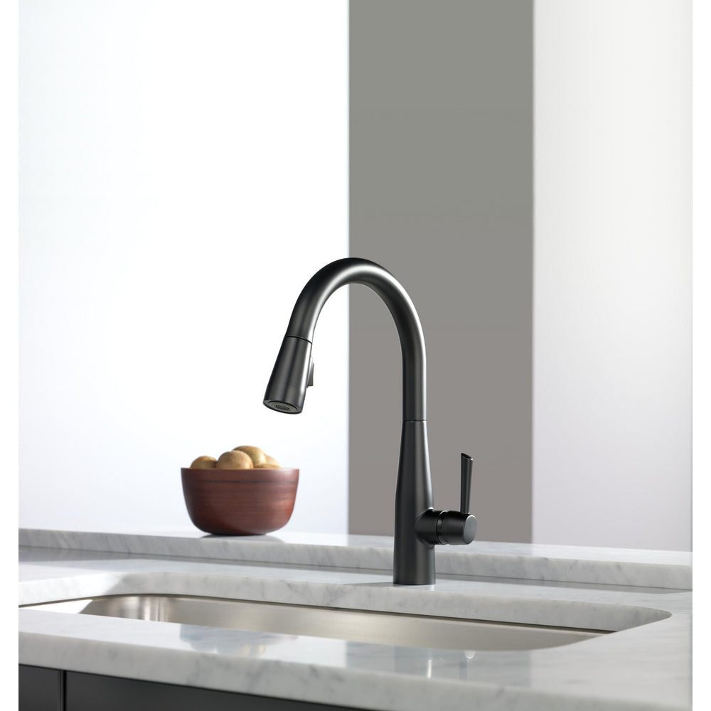 Delta Single Handle Pull-Down Kitchen Faucet - Matte Black