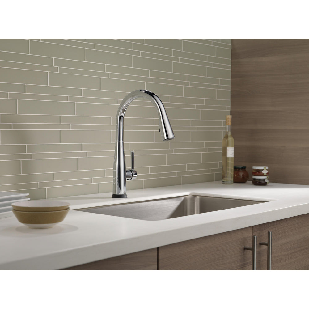 Delta Essa Single Handle Pull-Down Kitchen Faucet 9113T-DST