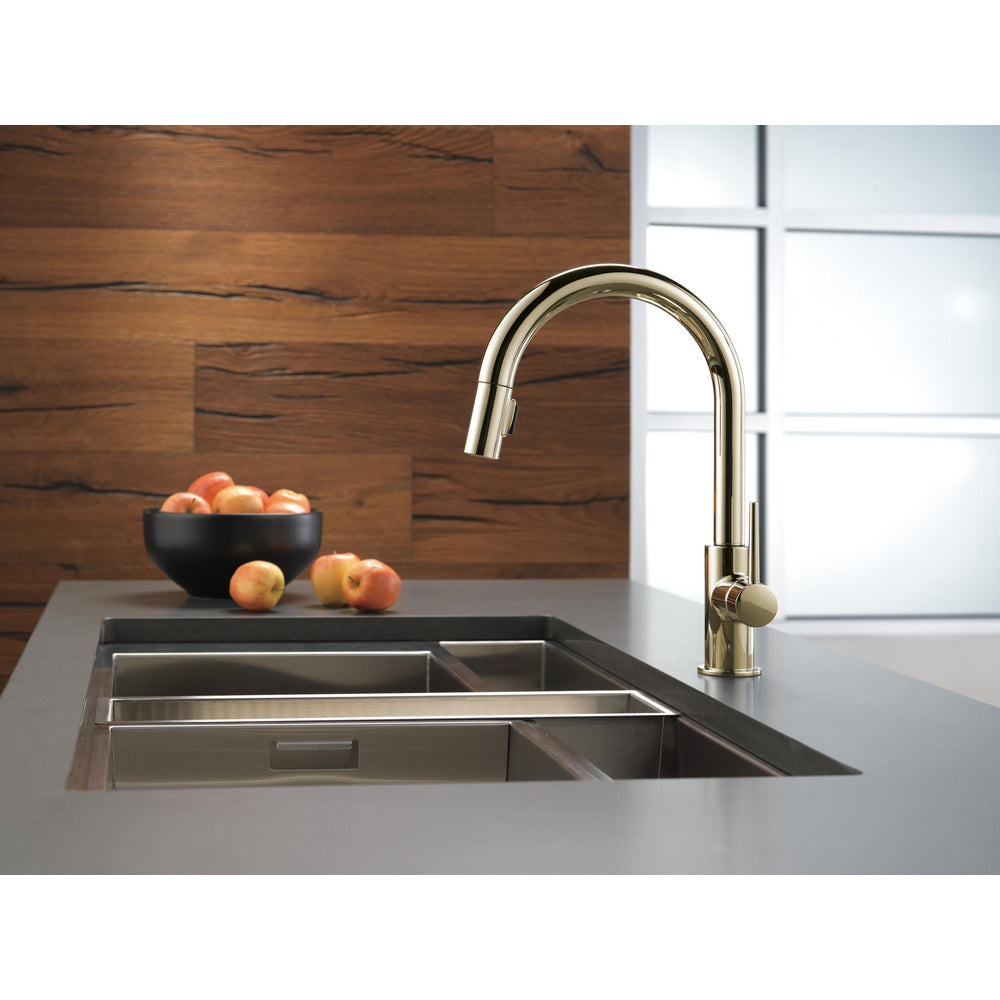Delta Trinsic-Pulldown Kitchen Faucet - Polished Nickel
