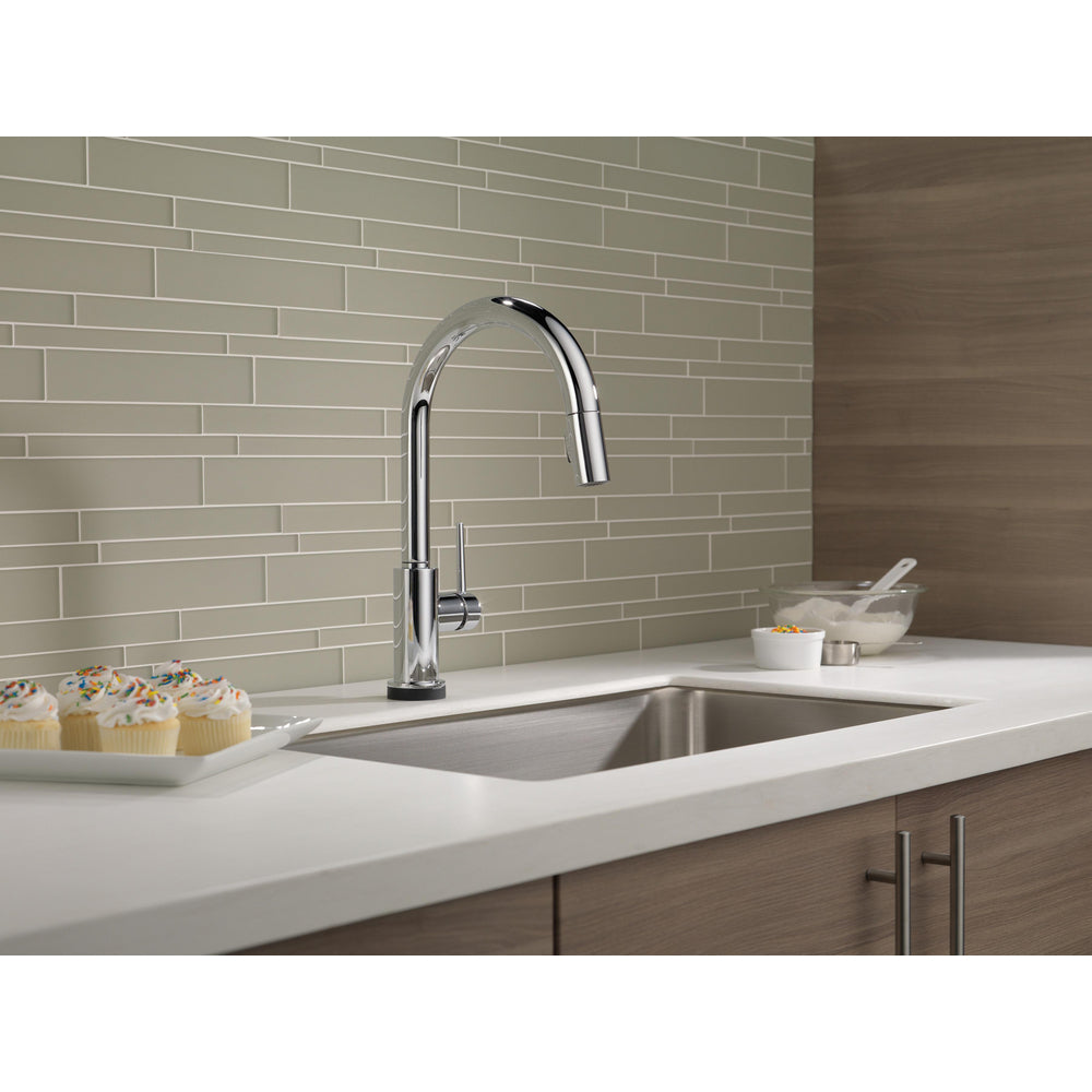 Delta Trinsic Voiceiq Single-Handle Pull-Down Kitchen Faucet - Chrome