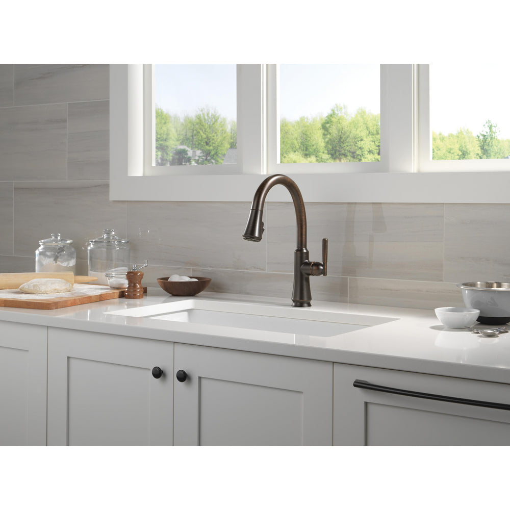 Delta Coranto Pulldown Touchless Kitchen Faucet Ar - Venetian Bronze