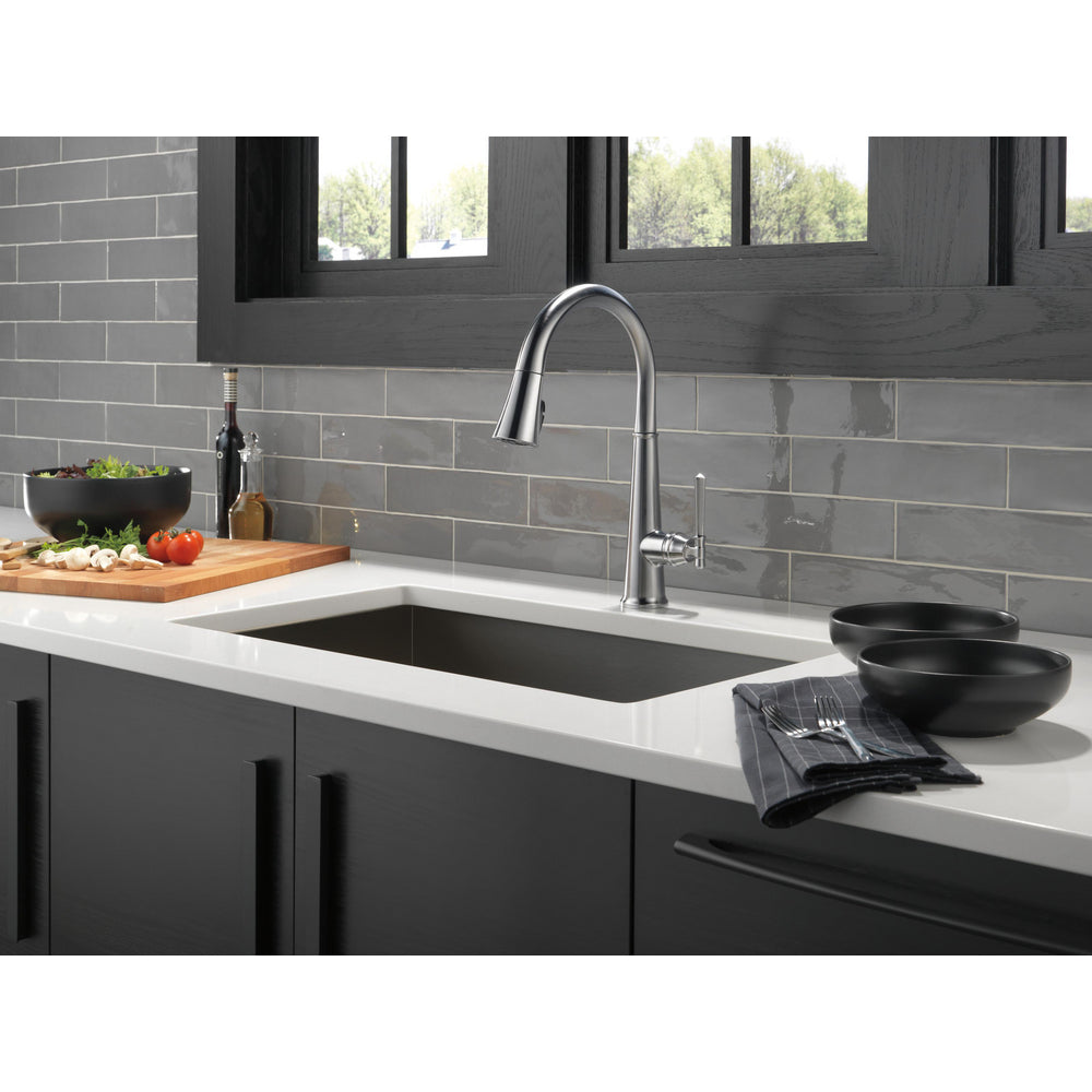 Delta Emmeline Shieldspray Pull-Down Kitchen Faucet 1L