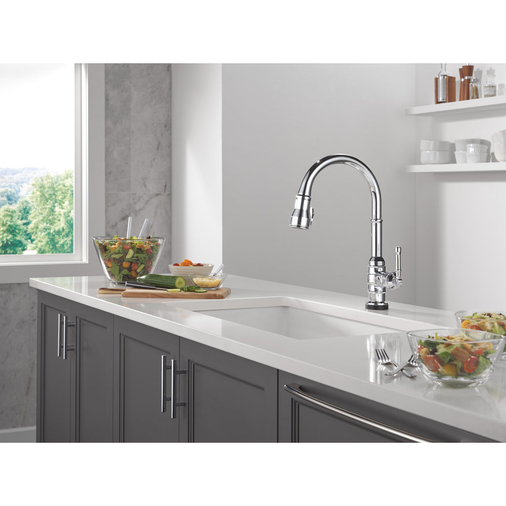 Delta Broderick Touchless Kitchen Pulldown