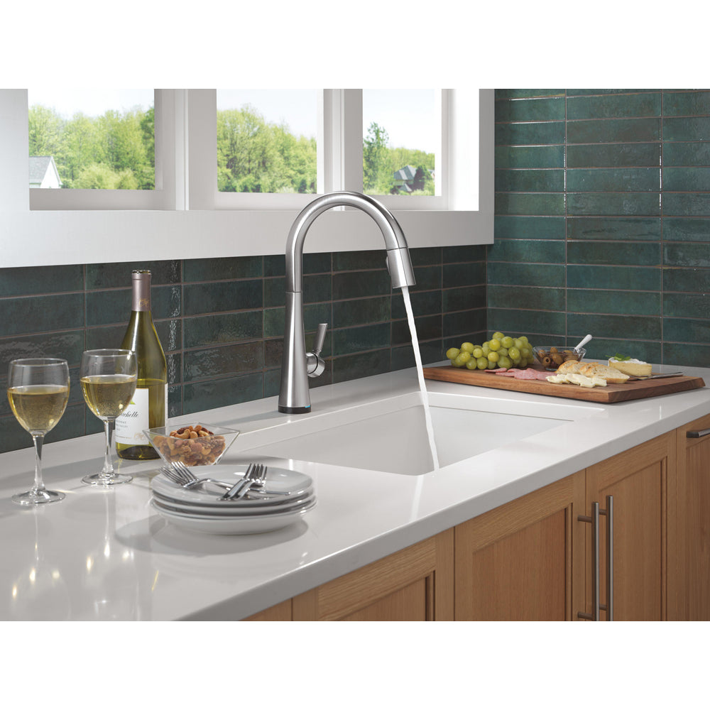 Delta Monrovia Touchless Kitchen Pulldown