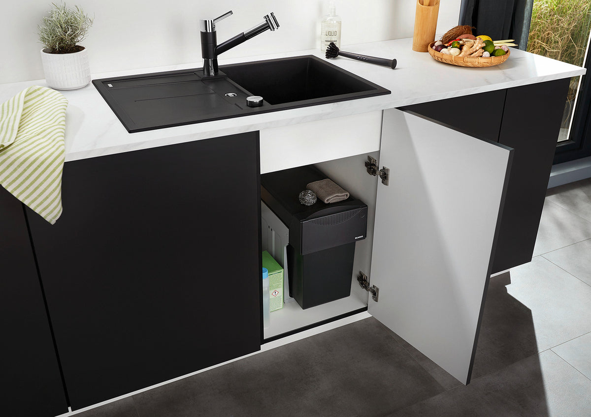 Blanco Botton II Storage System installed