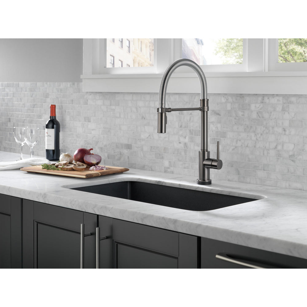 Delta Trinsic Single Handle Pull-Down Kitchen 9659T-DST - Black Stainless