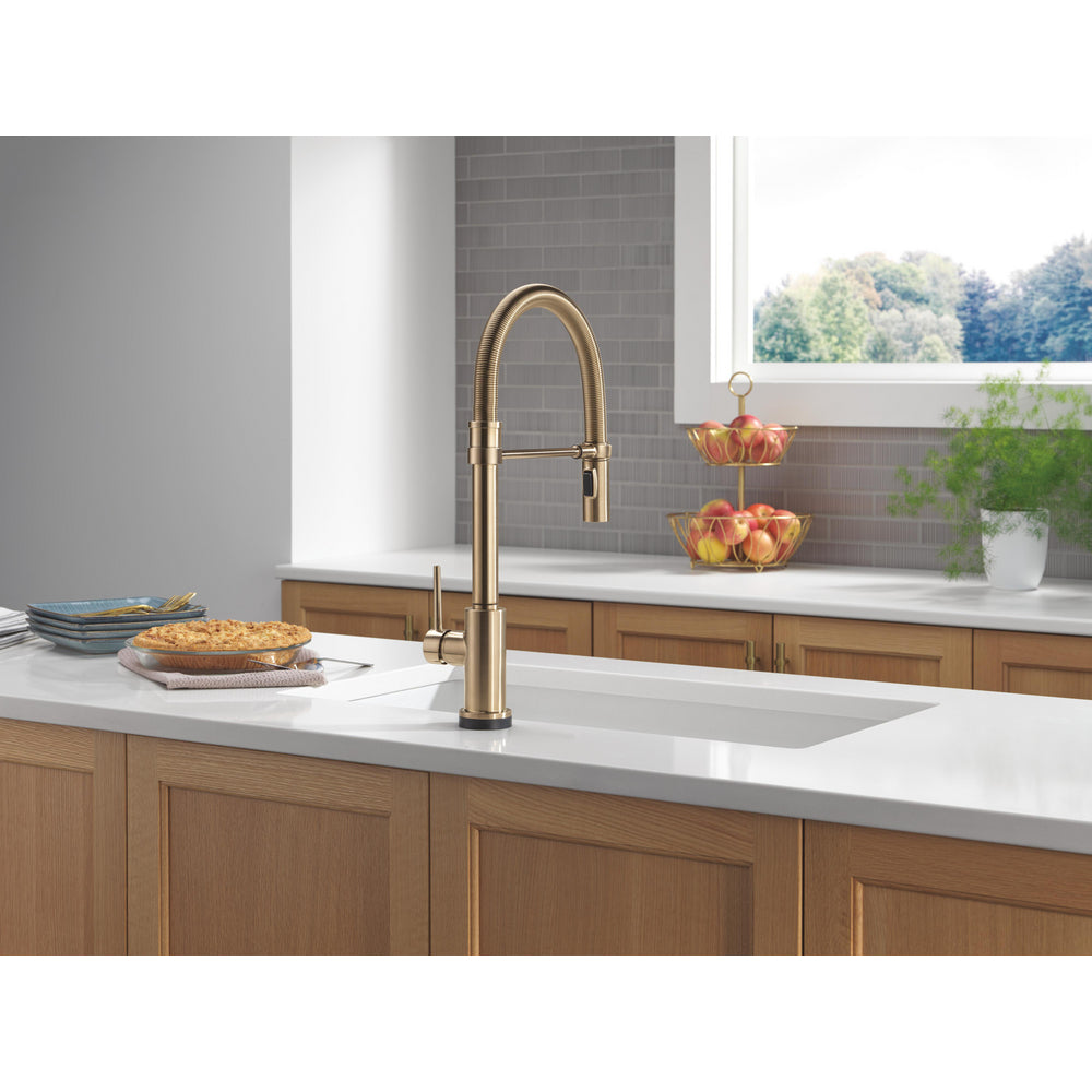 Delta Trinsic Pro Pulldown Touchless Kitchen Faucet