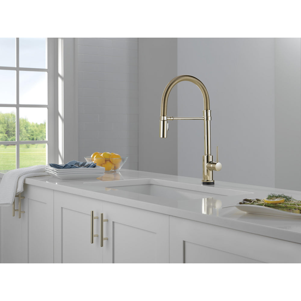 Delta Trinsic Pro Pulldown Touchless Kitchen Faucet
