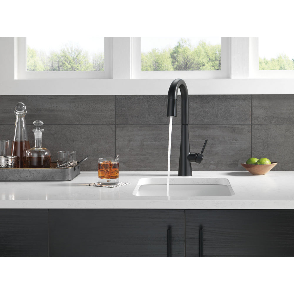 Delta Monrovia Bar Prep Pulldown - Matte Black