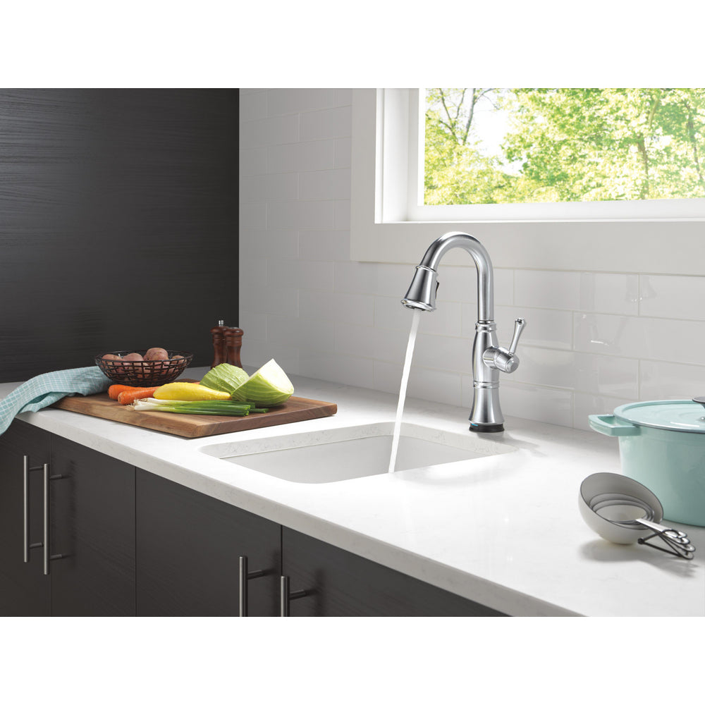 Delta Cassidy Touchless Bar Pulldown