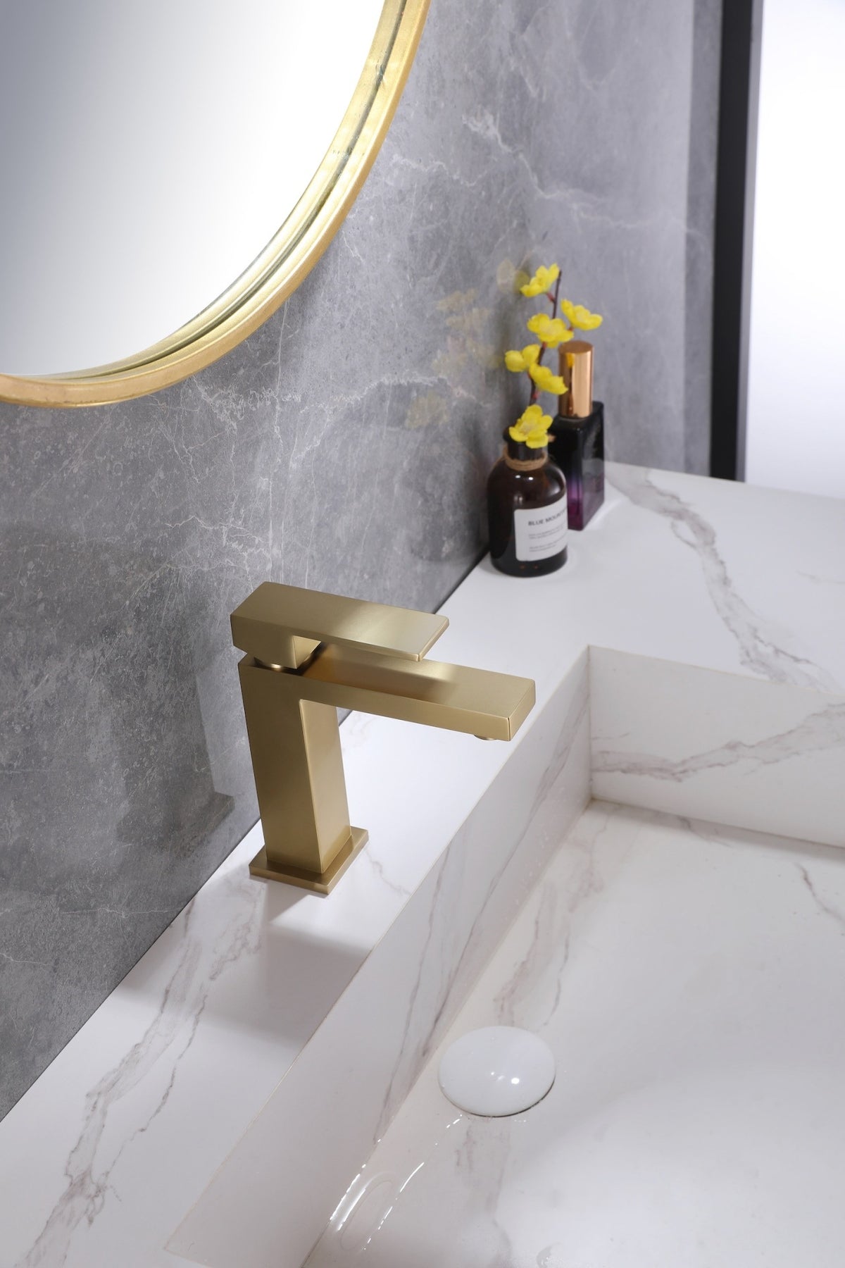 Kube Bath Aqua Kubo Single Lever Bathroom Vanity Faucet - Brushed Gold (AFB231BG) view 3