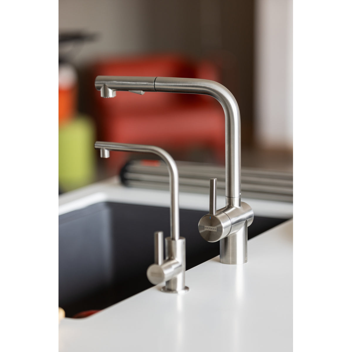 Franke Atlas Neo pull-out kitchen faucet ATL-PO-304