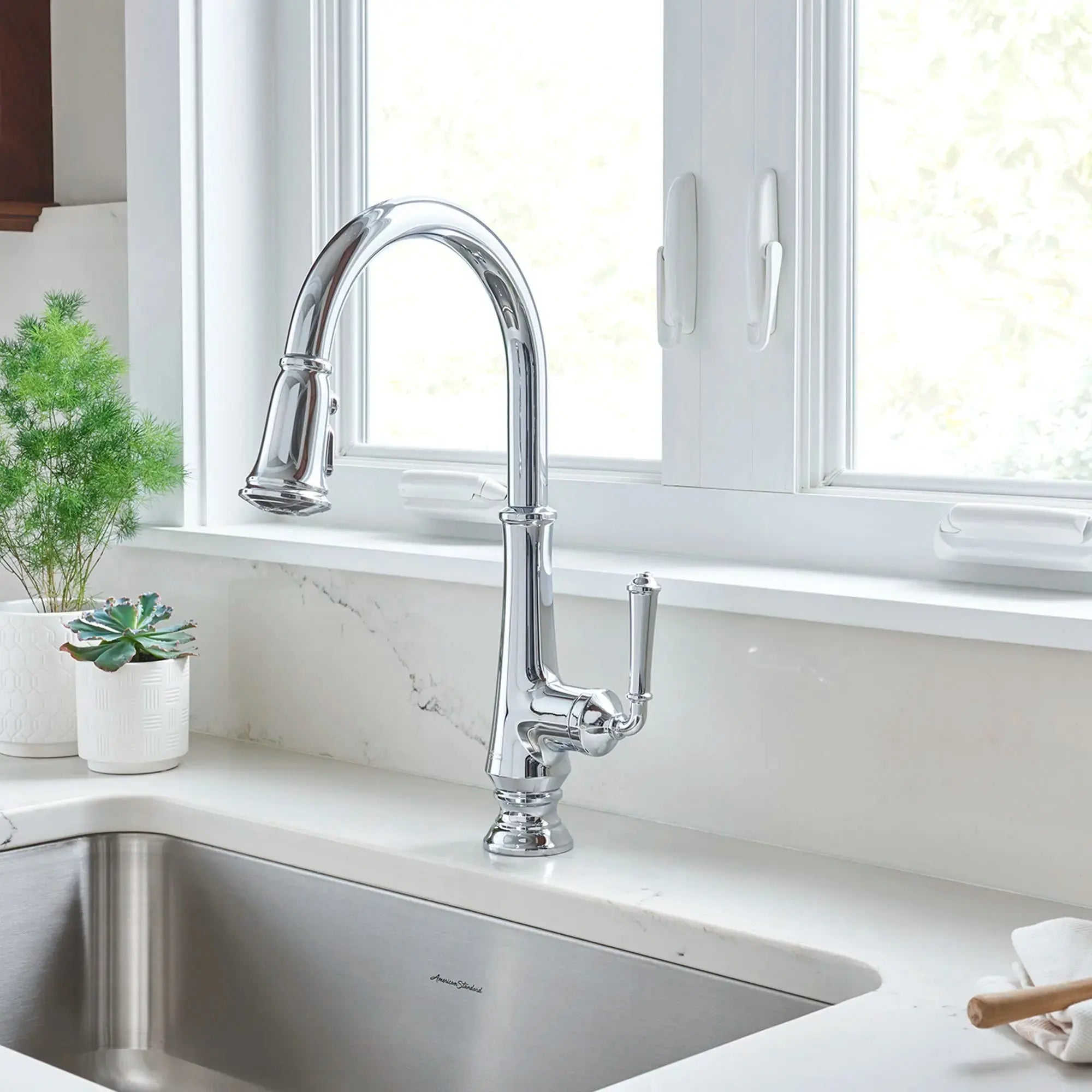 American Standard Delancey Single-Handle Pull-Down Dual Spray Function Kitchen Faucet 1.5 gpm/5.7 L/min - Plumbing Market