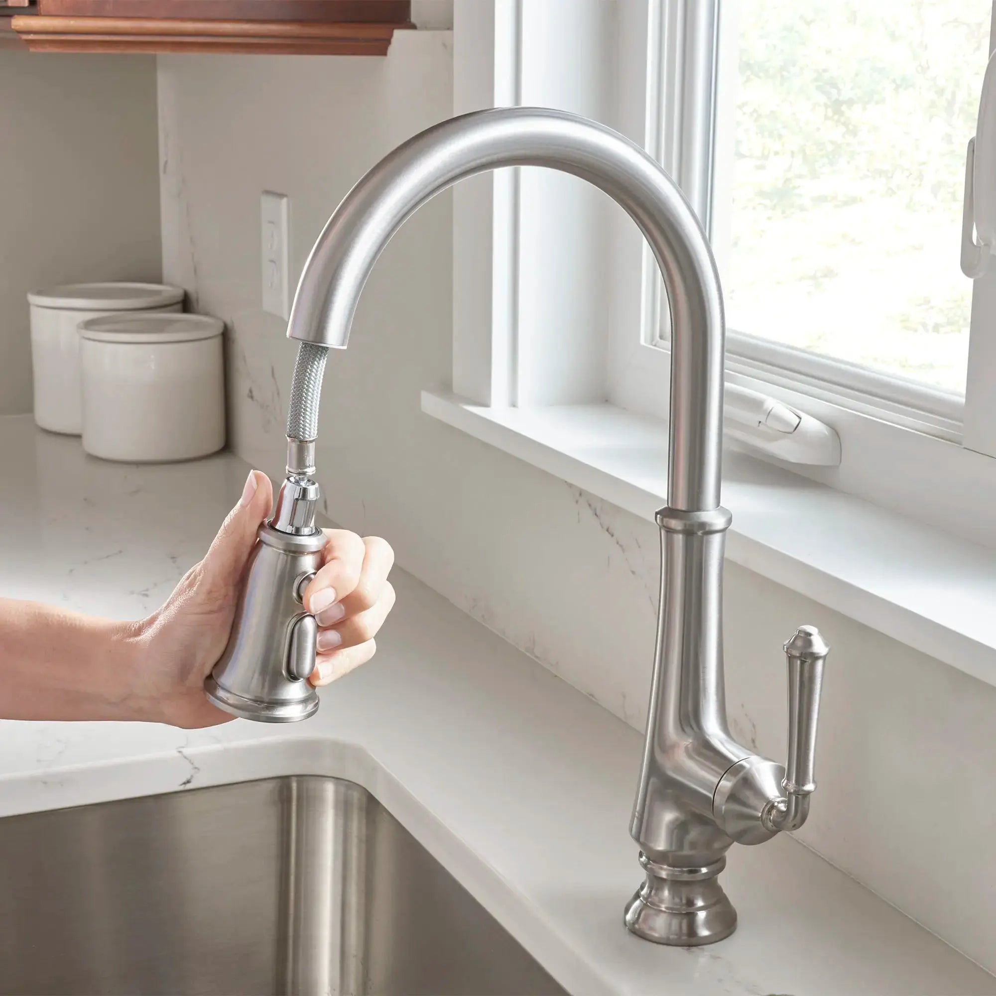 American Standard Delancey Single-Handle Pull-Down Dual Spray Function Kitchen Faucet 1.5 gpm/5.7 L/min - Plumbing Market
