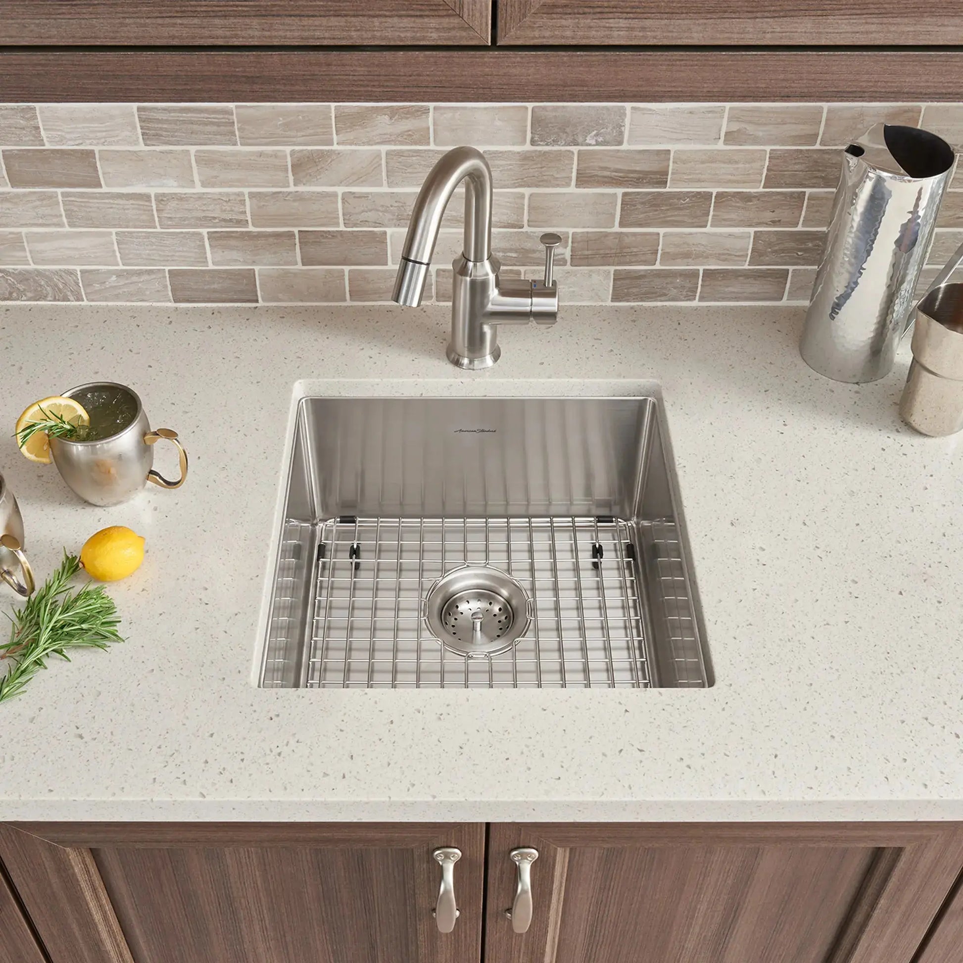American Standard Pekoe 17 x 17-Inch Stainless Steel Undermount Single Bowl Kitchen Sink 18SB.8171700.075 - Plumbing Market