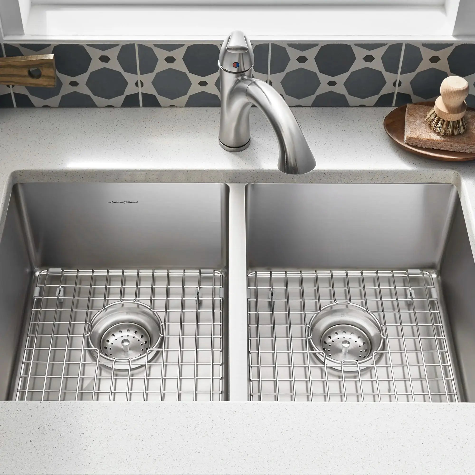 American Standard Pekoe 29 x 18-Inch Stainless Steel Undermount Double Bowl Kitchen Sink 18DB.9291800.075 - Plumbing Market