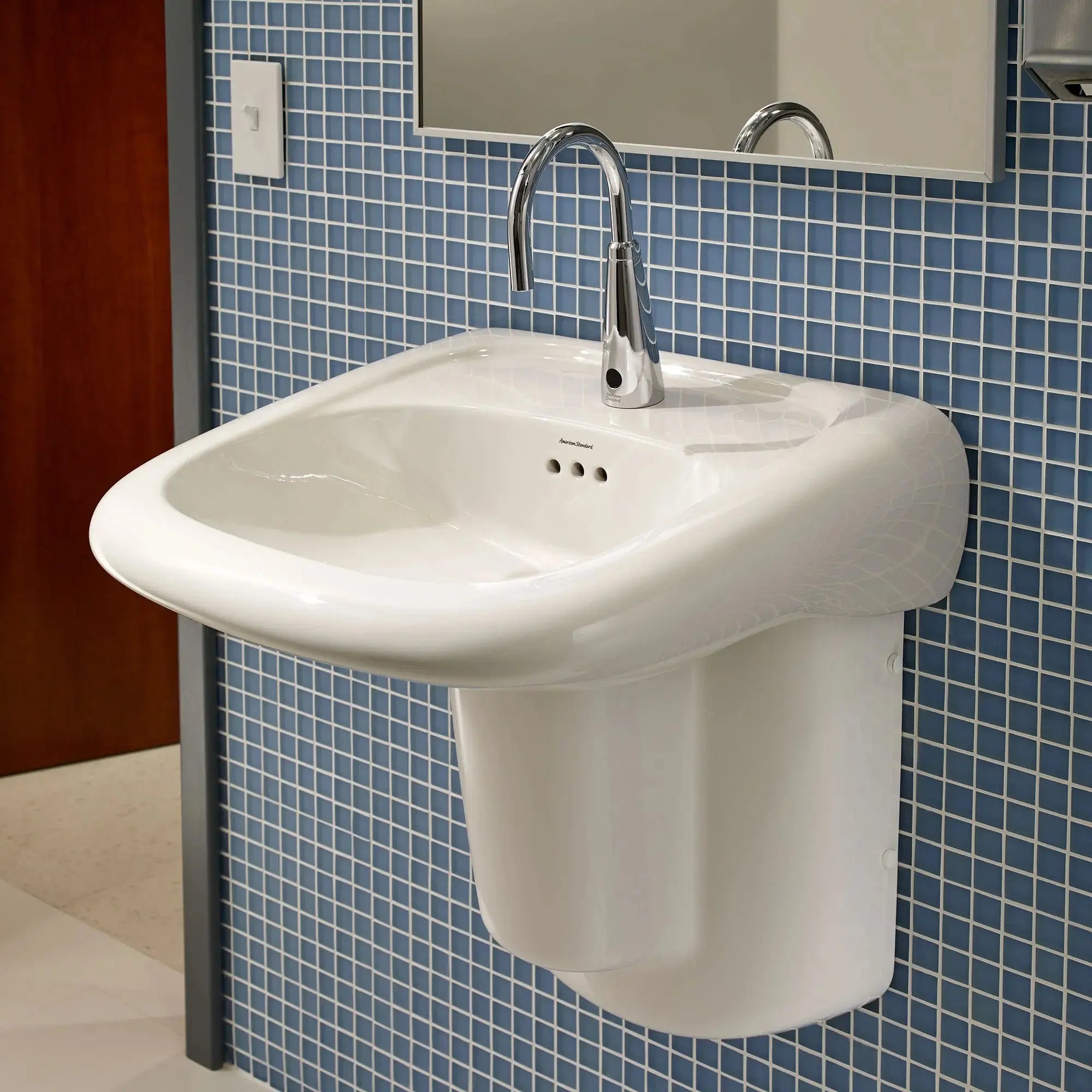 American Standard Selectronic Gooseneck Touchless Faucet, Base Model, 0.5 gpm/1.9 Lpm