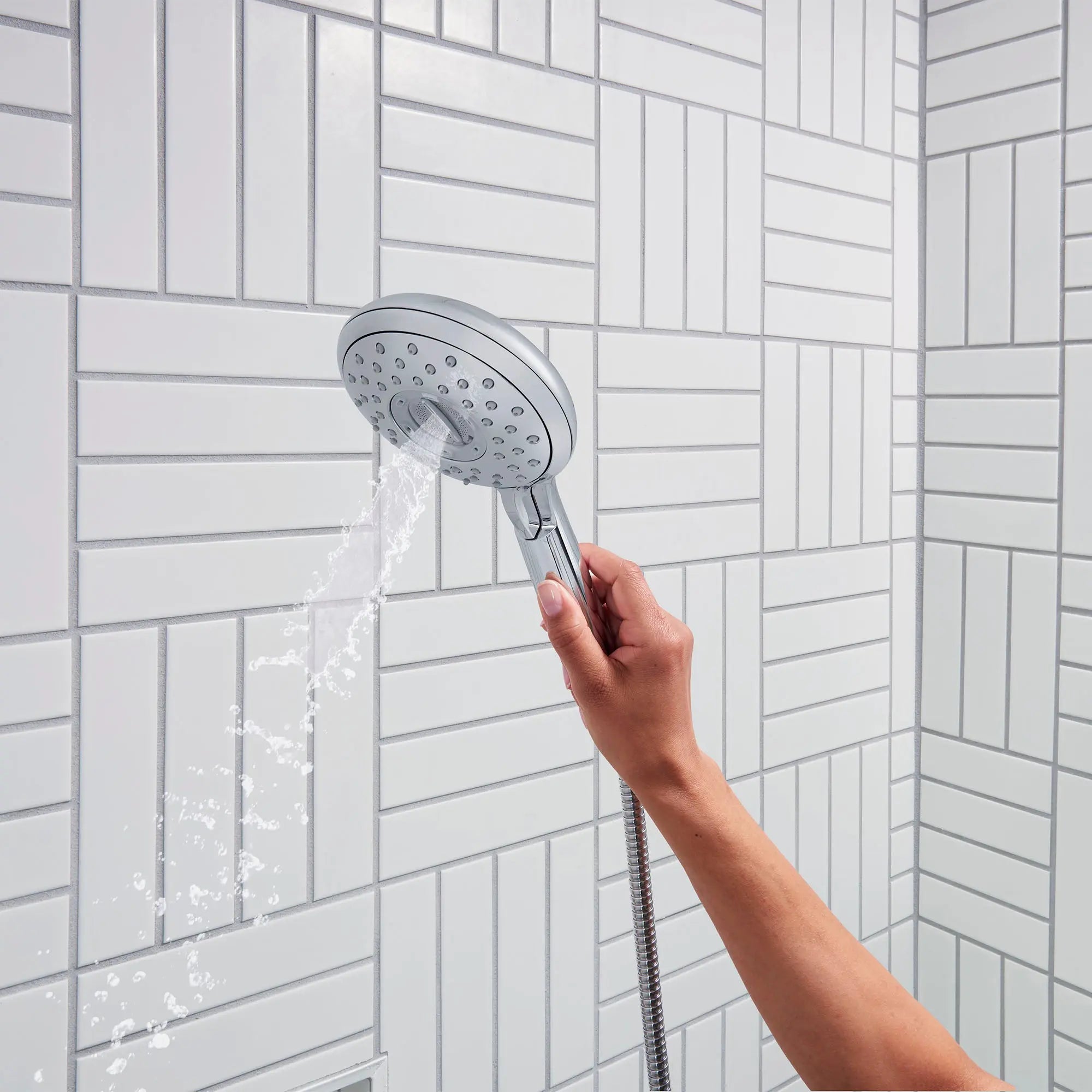American Standard Spectra Filtered 4-Spray Hand Shower Rail System 9238759.002 - Plumbing Market