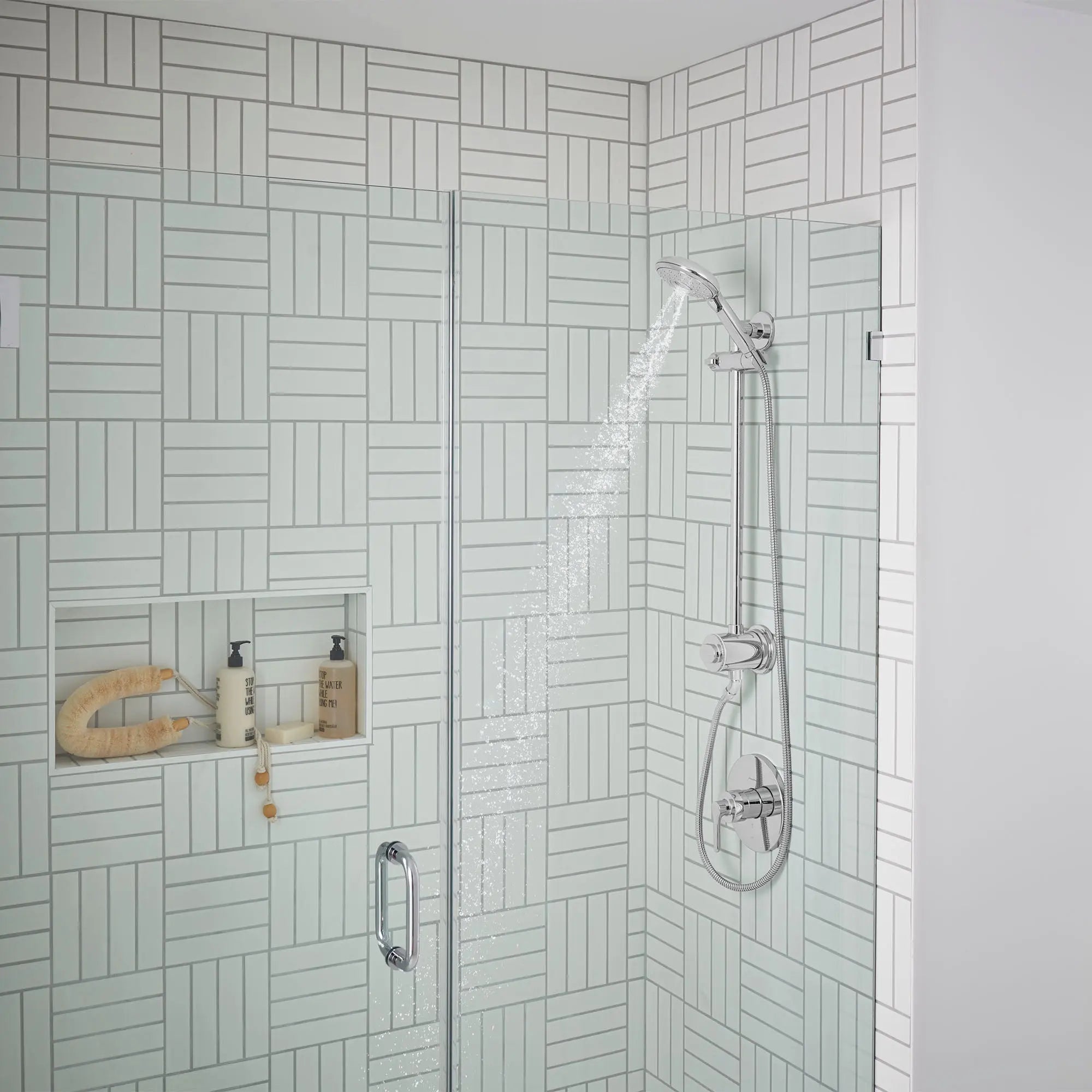 American Standard Spectra Filtered 4-Spray Hand Shower Rail System 9238759.002 - Plumbing Market