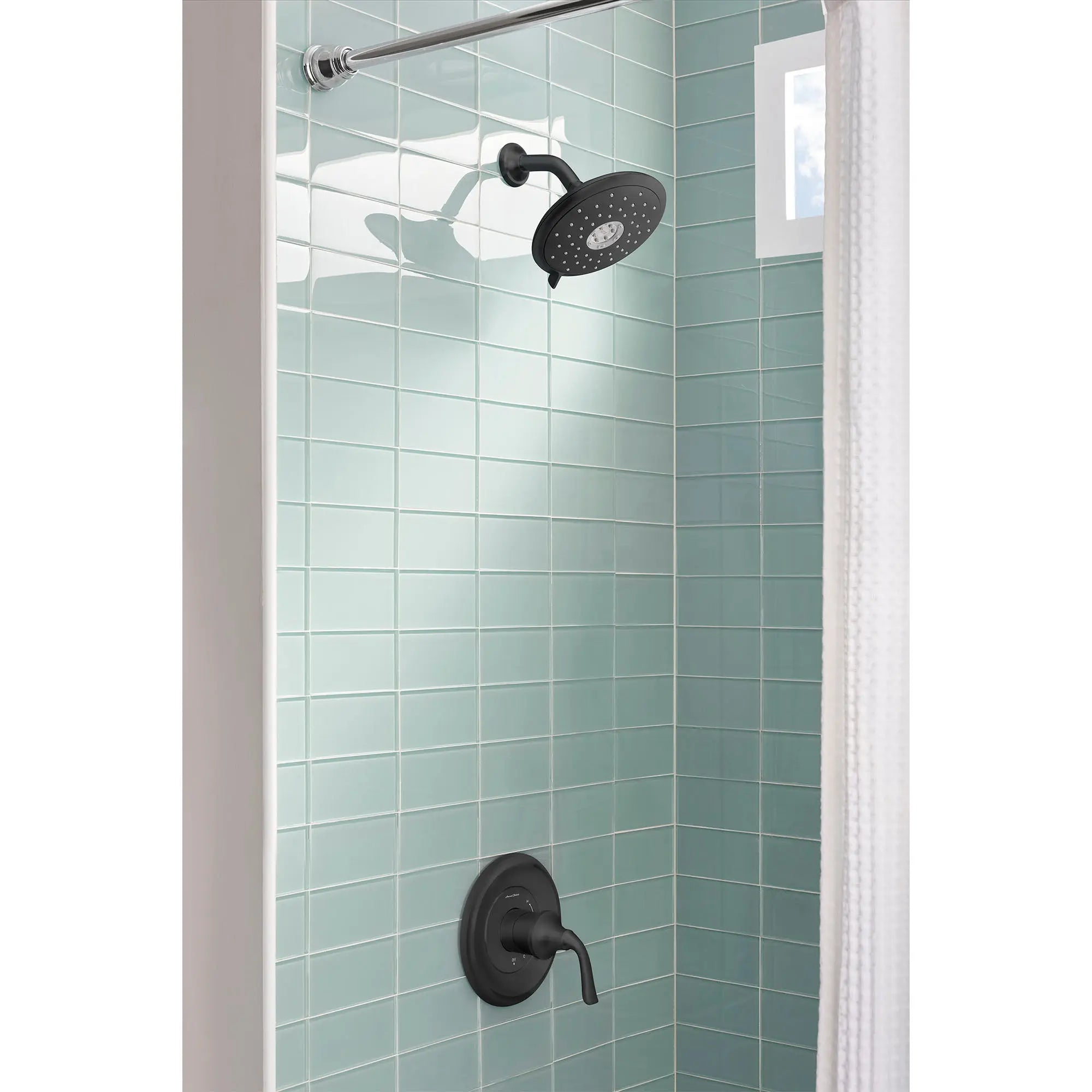 American Standard Spectra Fixed 7-Inch 1.8 gpm/6.8 L/
min Fixed Showerhead 9038074.243 - Plumbing Market