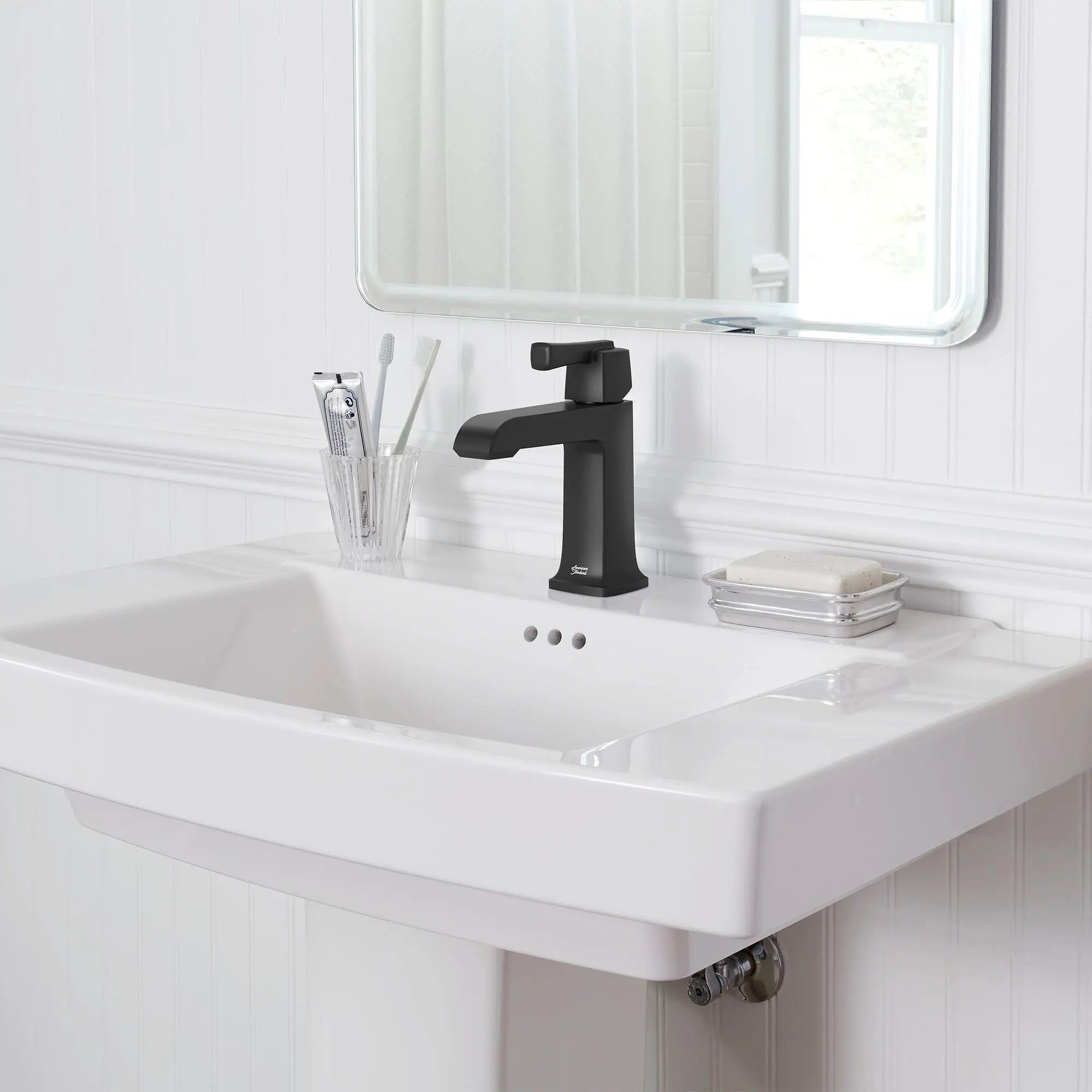 American Standard Townsend Single Hole Single-Handle Bathroom Faucet 1.2 gpm/4.5 L/min With Lever Handle 7353101.243 - Plumbing Market