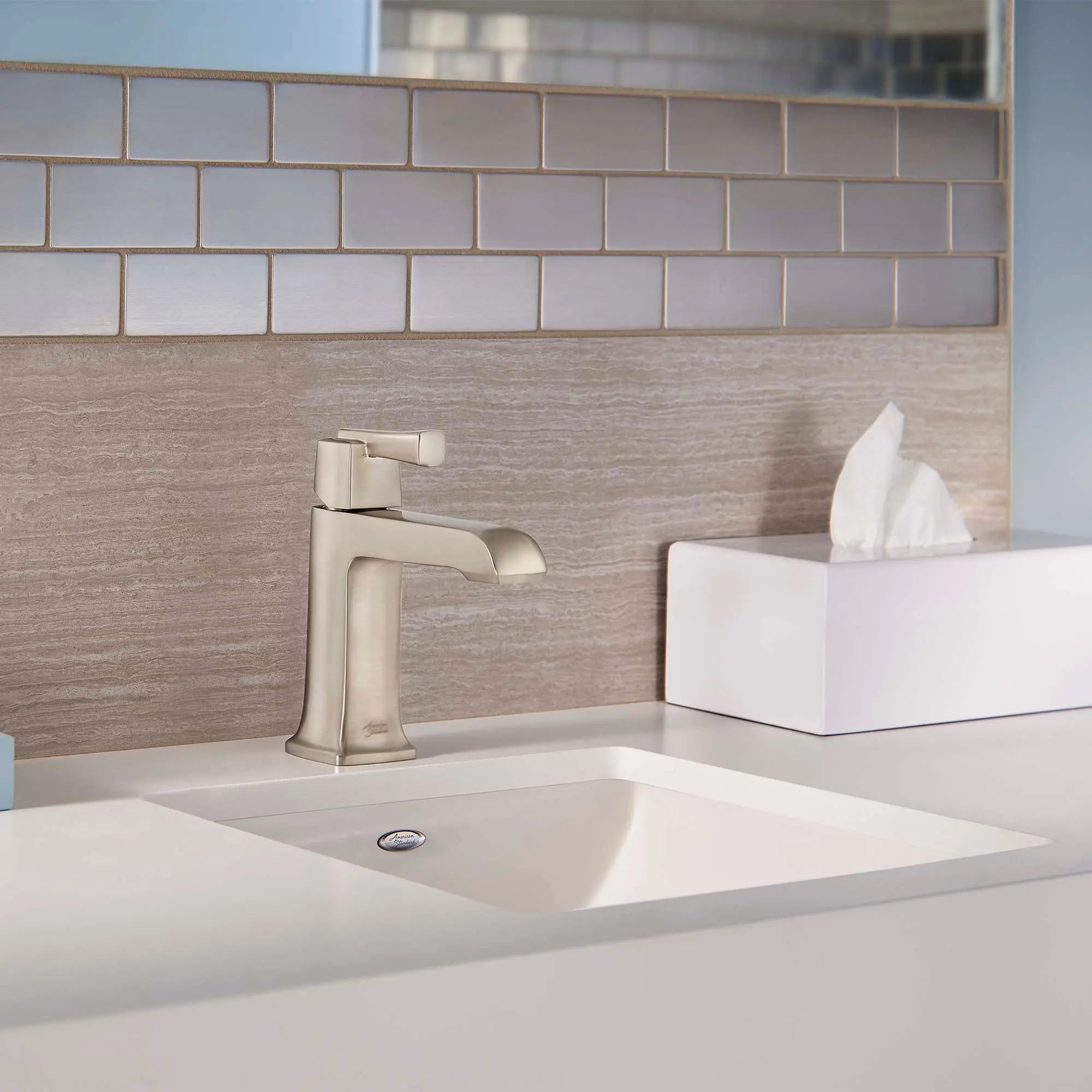 American Standard Townsend Single Hole Single-Handle Bathroom Faucet 1.2 gpm/4.5 L/min With Lever Handle 7353101.295 - Plumbing Market