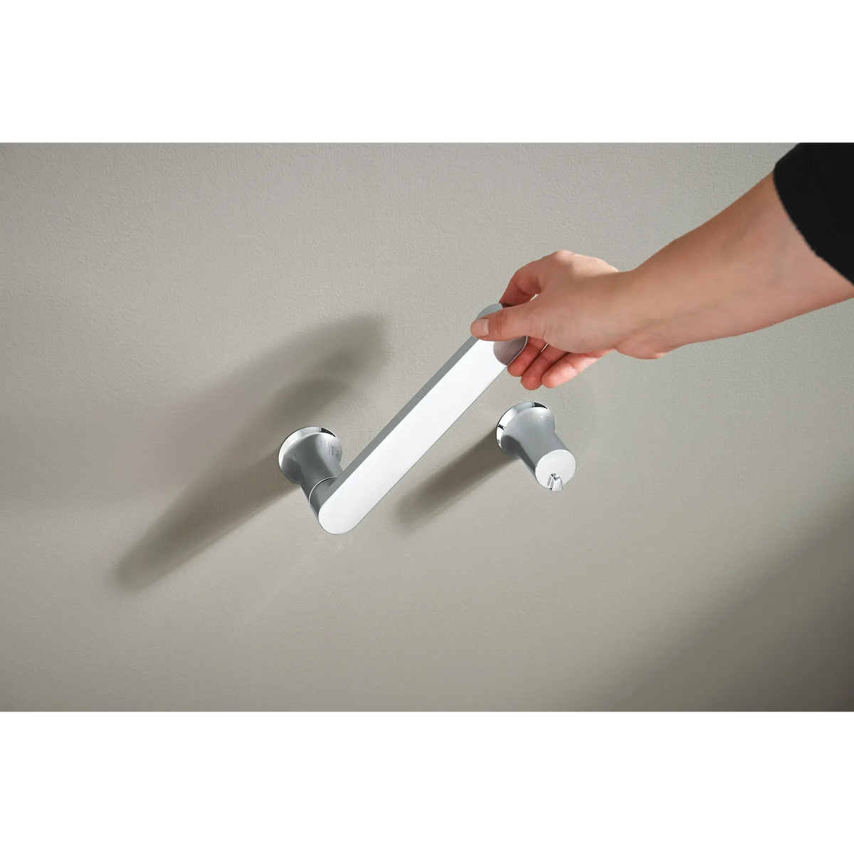 Moen Genta LX Pivoting Toilet Paper Holder BH3808 in Chrome (BH3808CH) - view 6