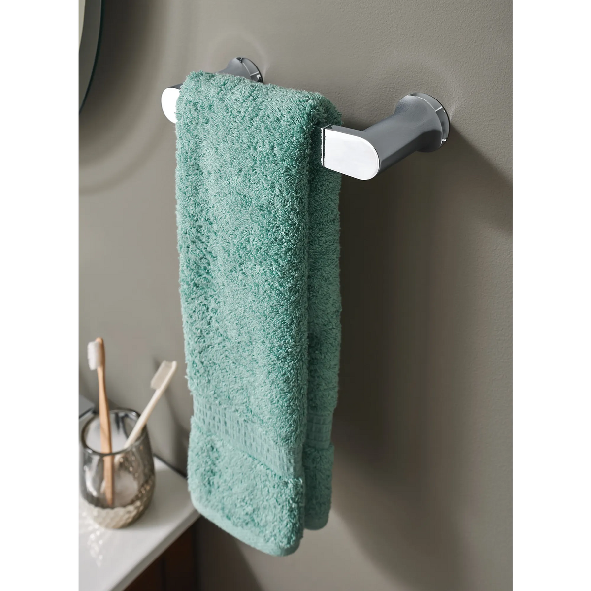 Moen Genta LX Hand Towel Bar BH3886 in Chrome (BH3886CH) - view 3