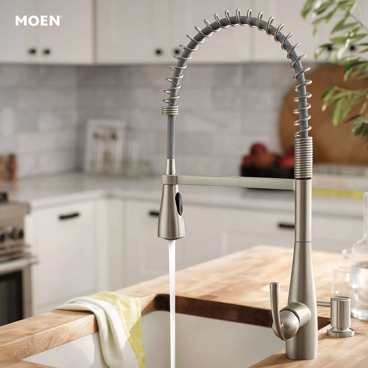 Moen Essie Single-Handle High-Arc Pre-Rinse Spring Pulldown Kitchen Faucet 87814 in Spot Resist Stainless (87814SRS) - view 3