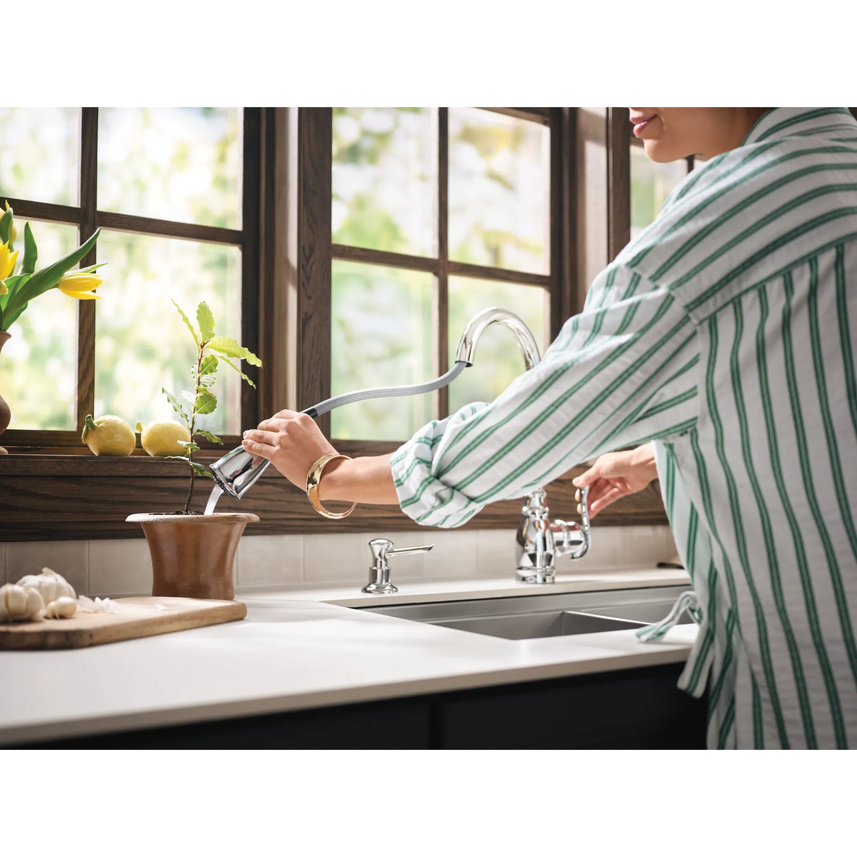 Moen Anabelle Single-Handle High-Arc Pulldown Kitchen Faucet CA87003 in Chrome (CA87003) - view 8