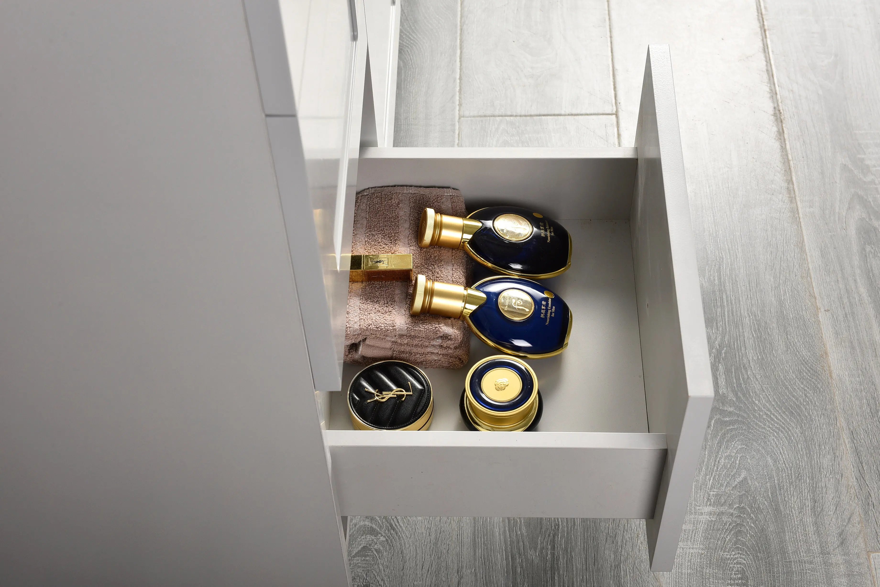 Cleo Hampton Bathroom Vanity Quartz Counter Top 60 Inch Single Sink - Plumbing Market