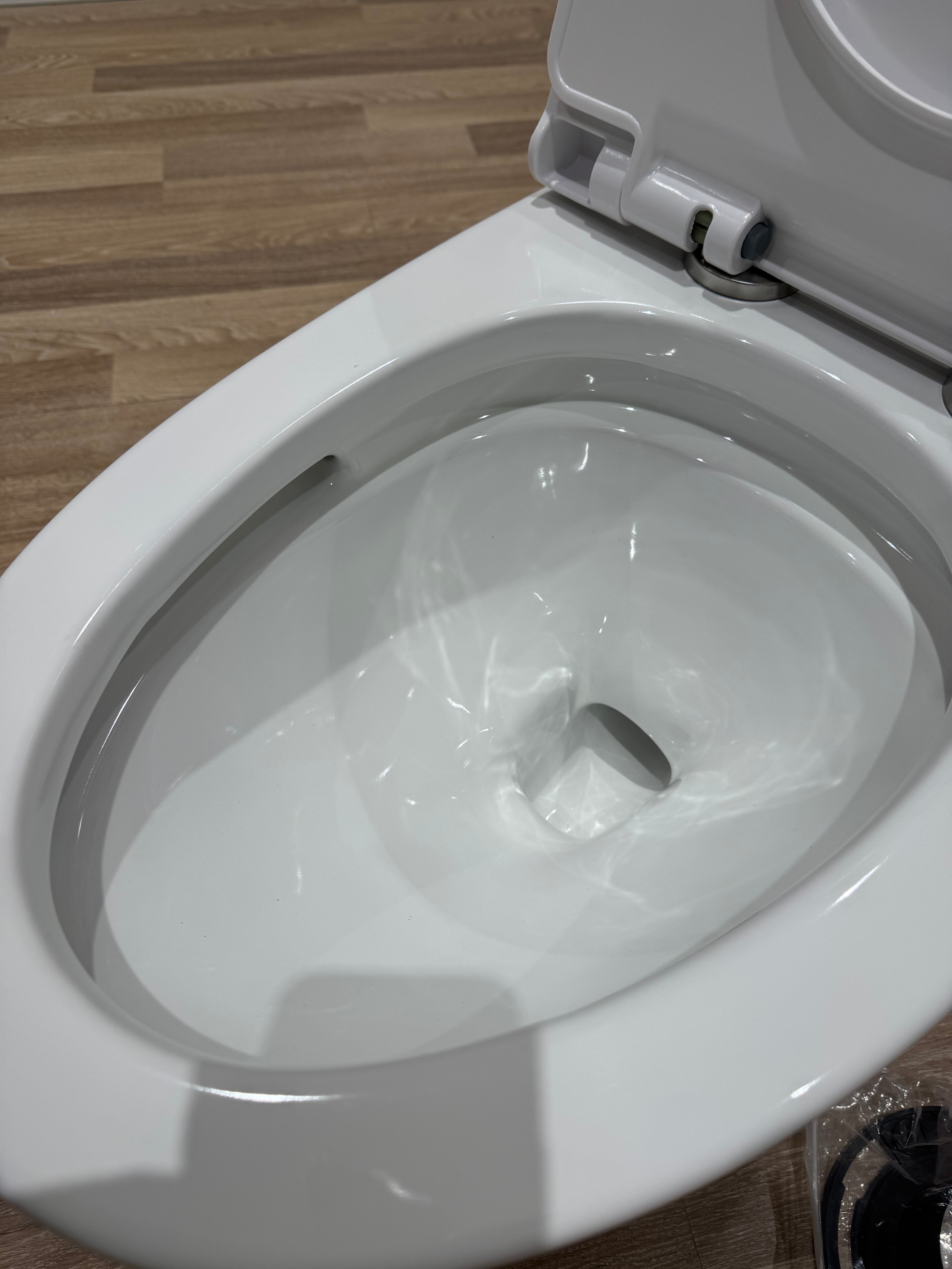 Cleo One Piece Toilet, Dual Flush 4/6l, UF Seat Cover - Plumbing Market