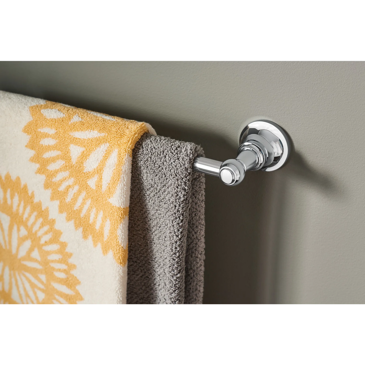 Moen Vale 18" Towel Bar DN4418 in Chrome (DN4418CH) - view 2