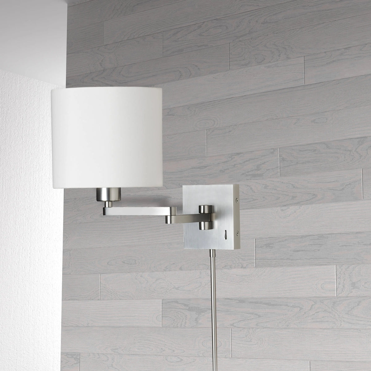 Dainolite 1 Light Cast Metal Swing Arm Lamp Satin Chrome White Drum Shade 790
