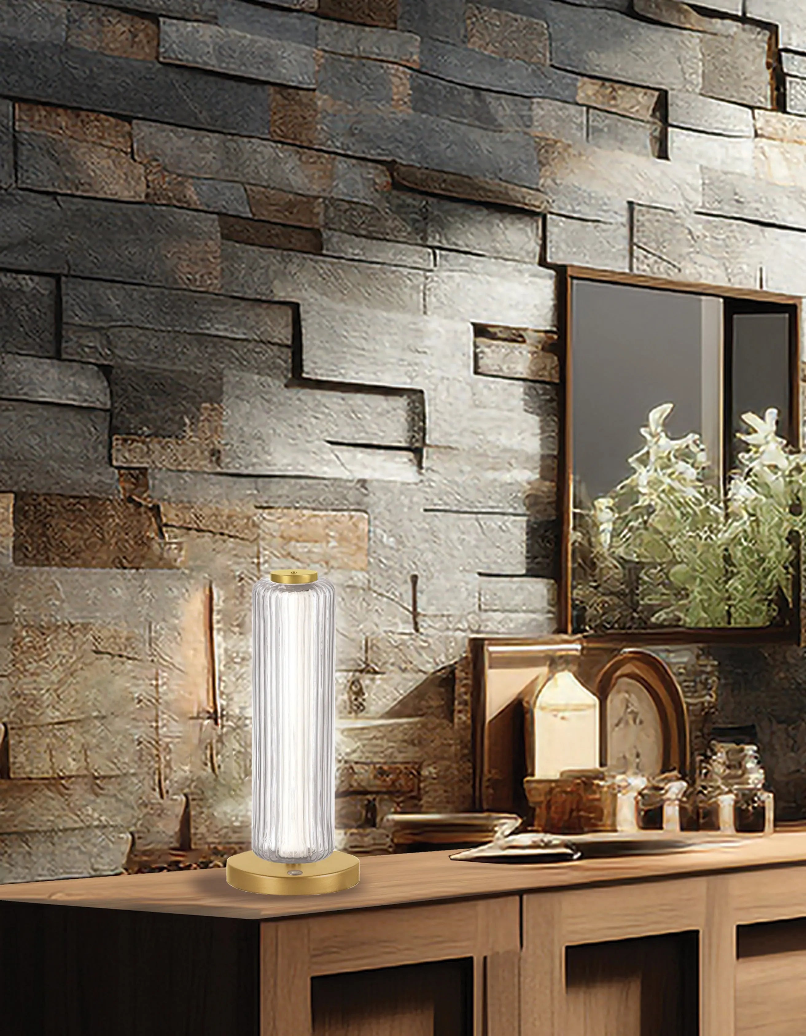 Dainolite 10W Aged Brass Table Lamp w/ Clear Fluted Glass