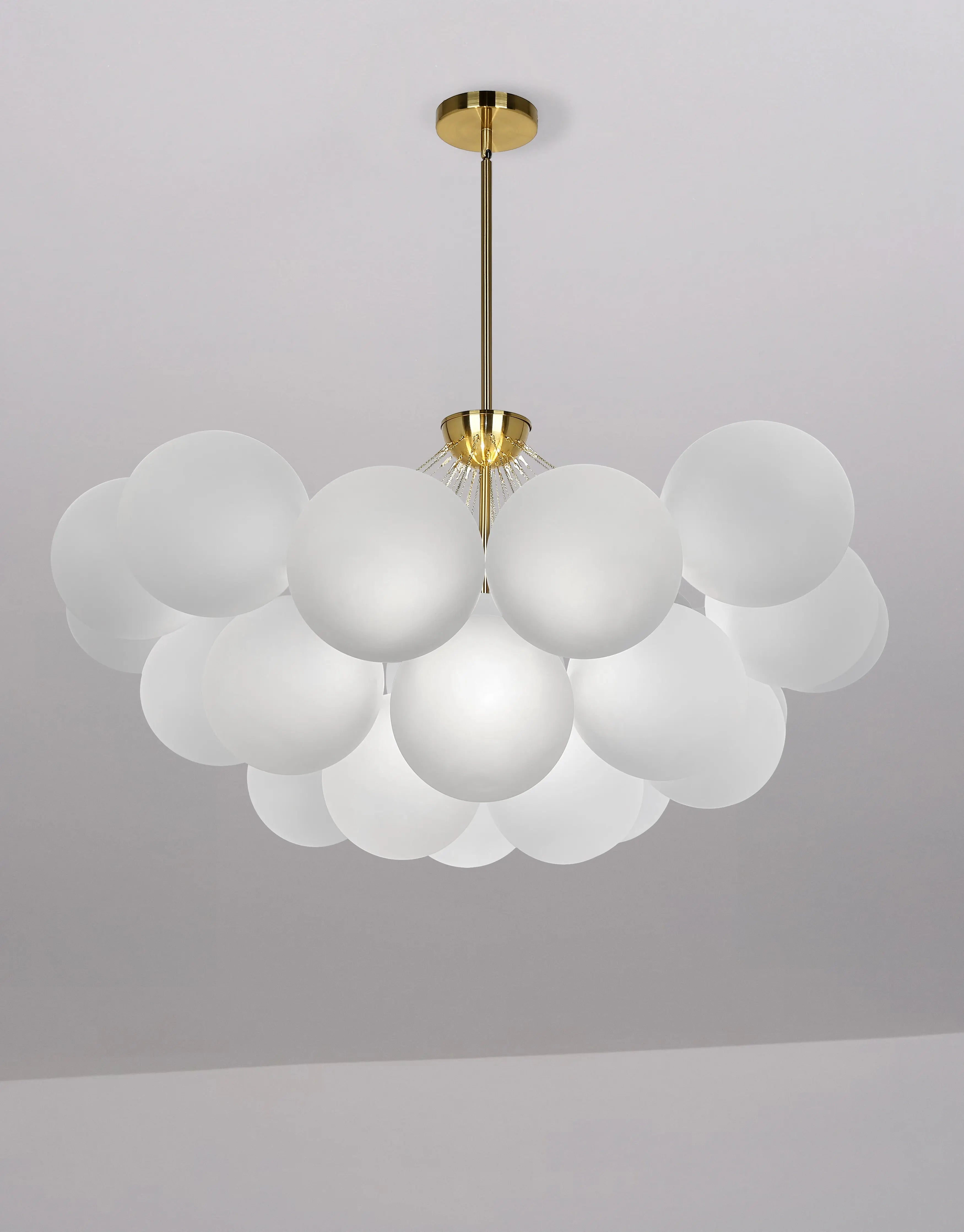 Dainolite 8 Light Aged Brass Halogen Chandelier w/ Frosted Glass