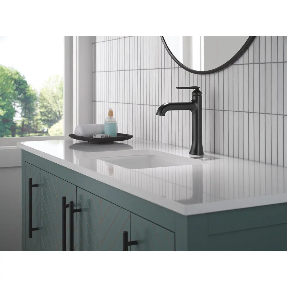 Delta Bonacci Single Handle Mid-Height Bathroom Faucet 645