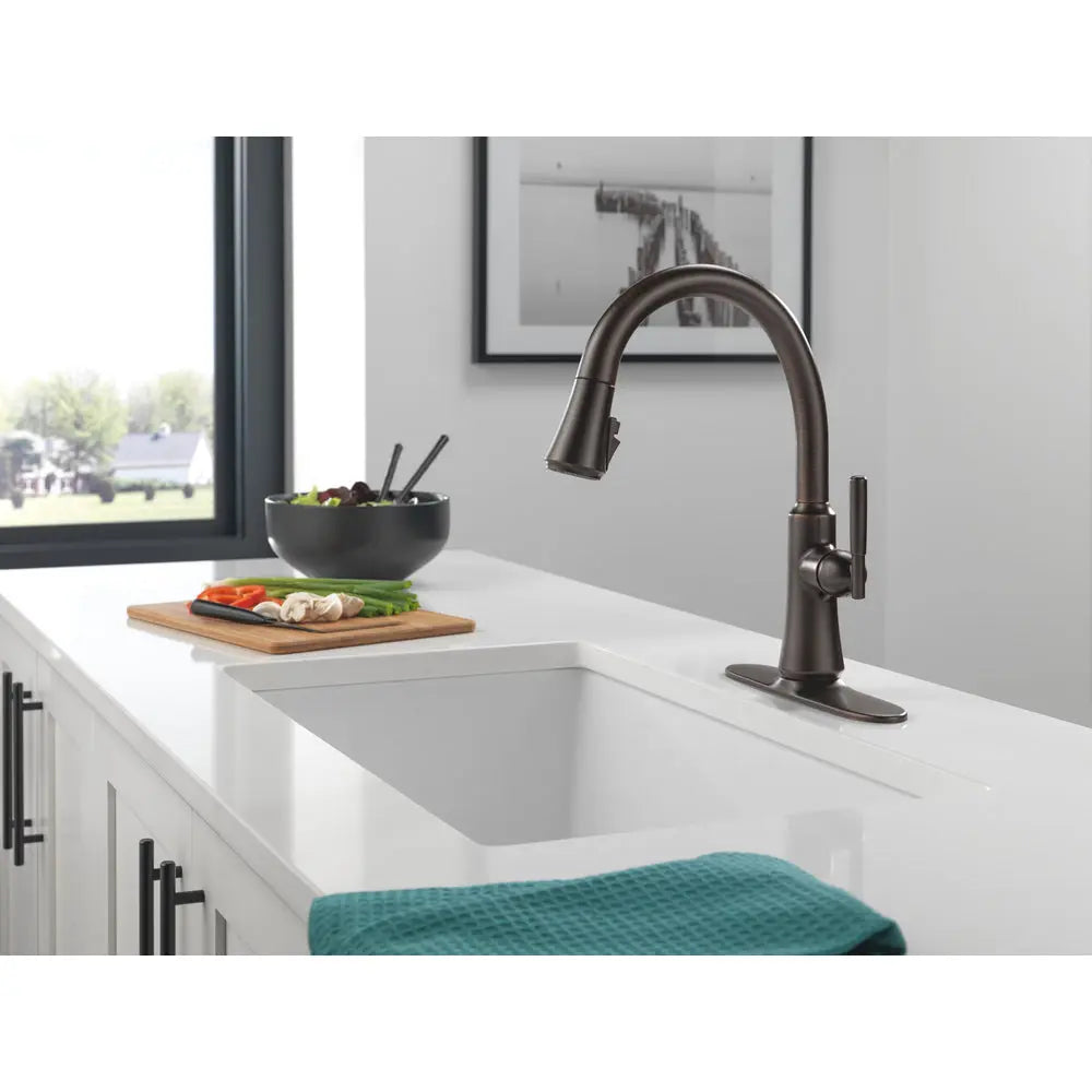 Delta CORANTO Single Handle Pull-Down Kitchen Faucet Venetian Bronze - Plumbing Market