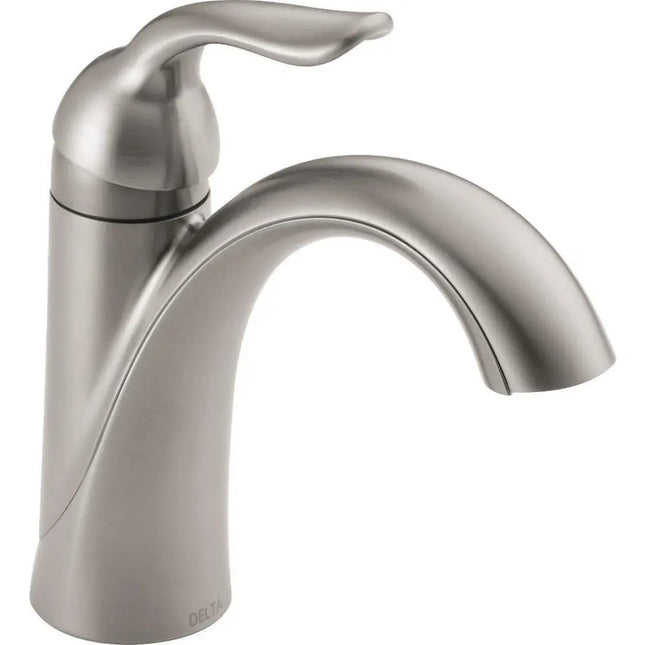 Delta Delta Lahara: Single Handle Centerset Lavatory Faucet 538-SSMPU-DST - Plumbing Market
