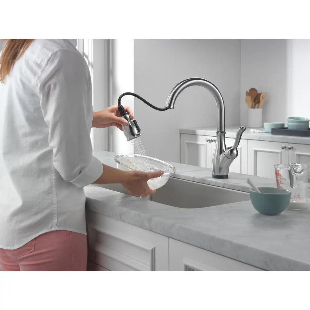 Delta LELAND Single Handle Pull-Down Kitchen Faucet with Touch2O and ShieldSpray Technologies - Plumbing Market