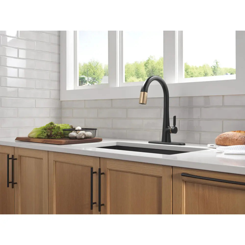 Delta Monrovia-Pulldown Kitchen Faucet Matte Black/Champagne Bronze - Plumbing Market