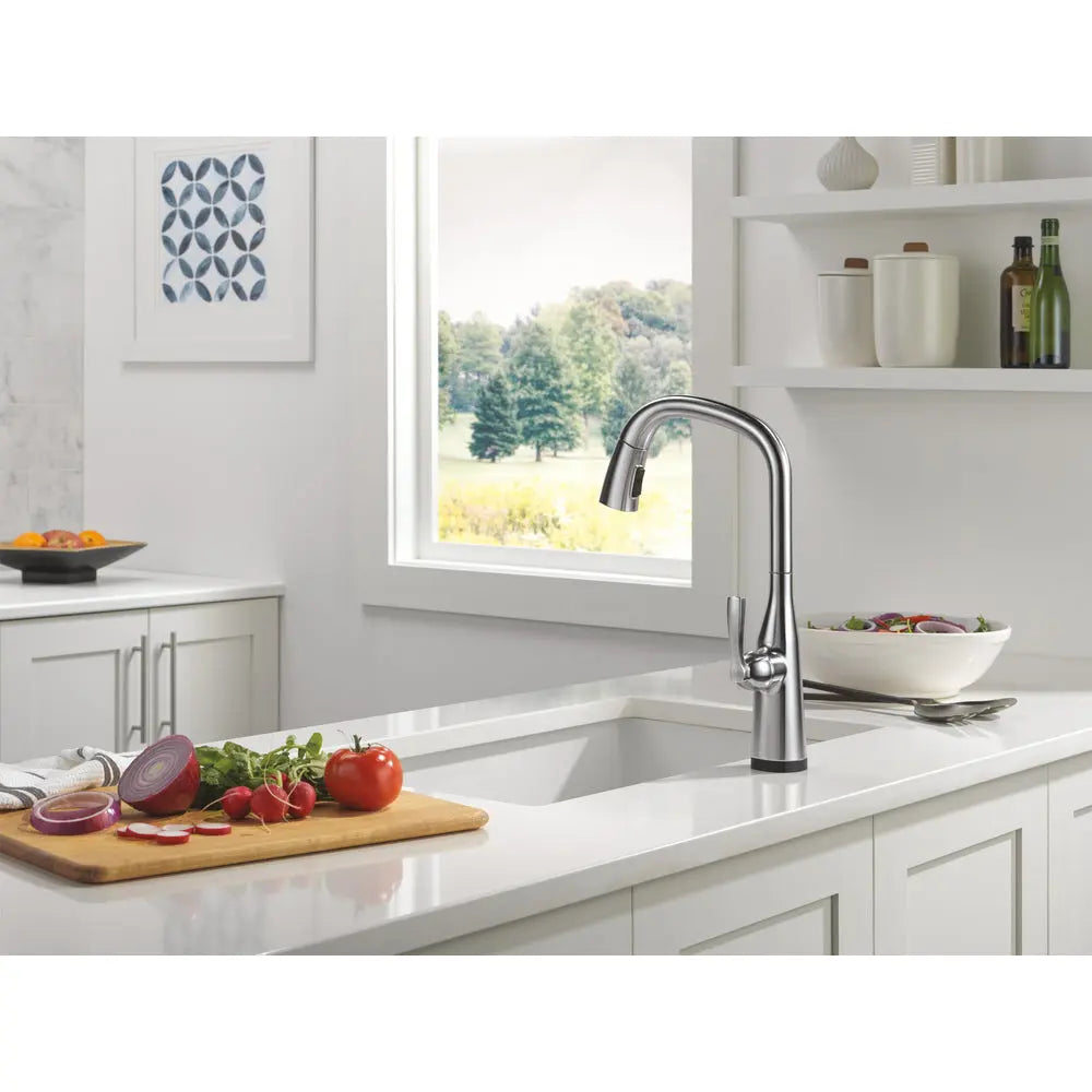 Delta Stryke Touchless Kitchen Pulldown with Voice 9176TLV