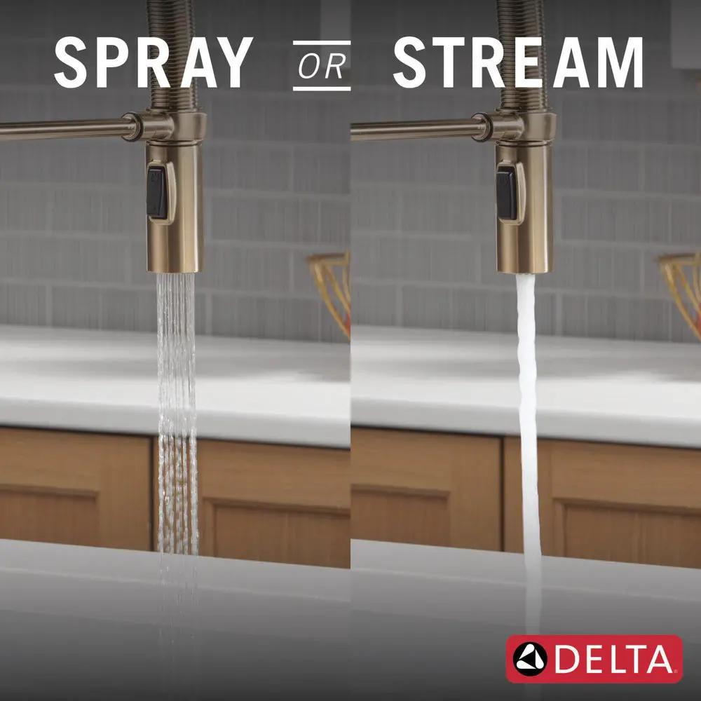 Delta TRINSIC Touch2O Pull-Down Kitchen Faucet 1L - Plumbing Market
